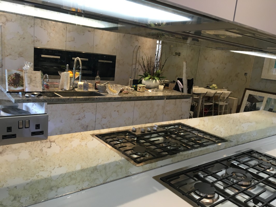 Mirror glass splashback in Chiswick luxury kitchen